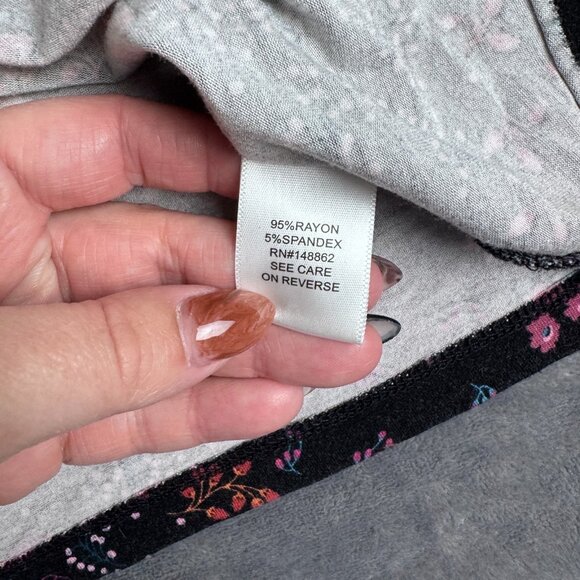 Women's Sz 3x Plus Torrid Super Soft Jersey Pullover Top Dark Floral Print - Picture 5 of 7